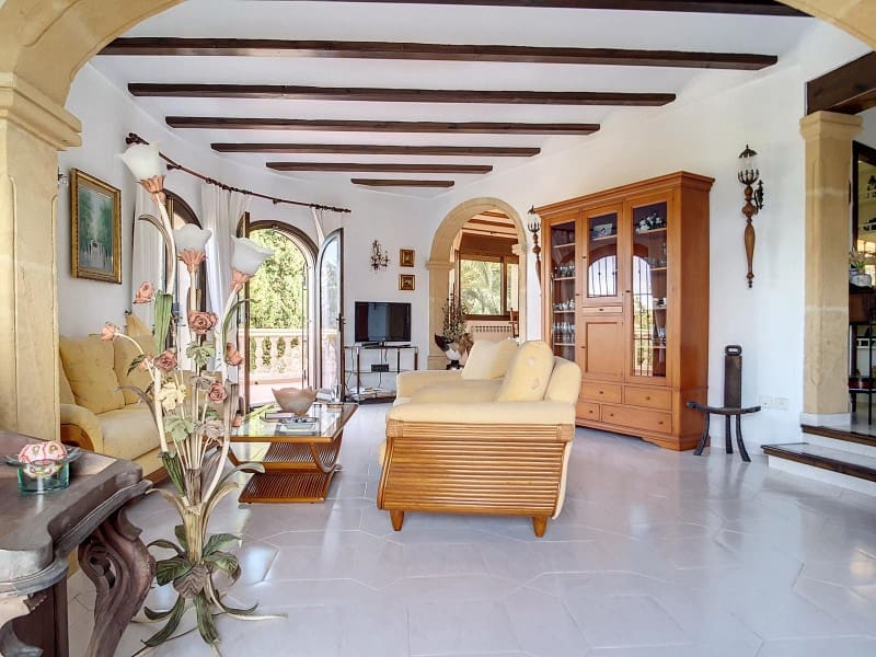 3 bedroom Villa for sale in Javea / Xabia with pool garage - € 1,095,000 (Ref: 7564892)