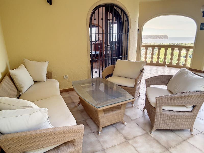 3 bedroom Villa for sale in Javea / Xabia with pool garage - € 1,095,000 (Ref: 7564892)