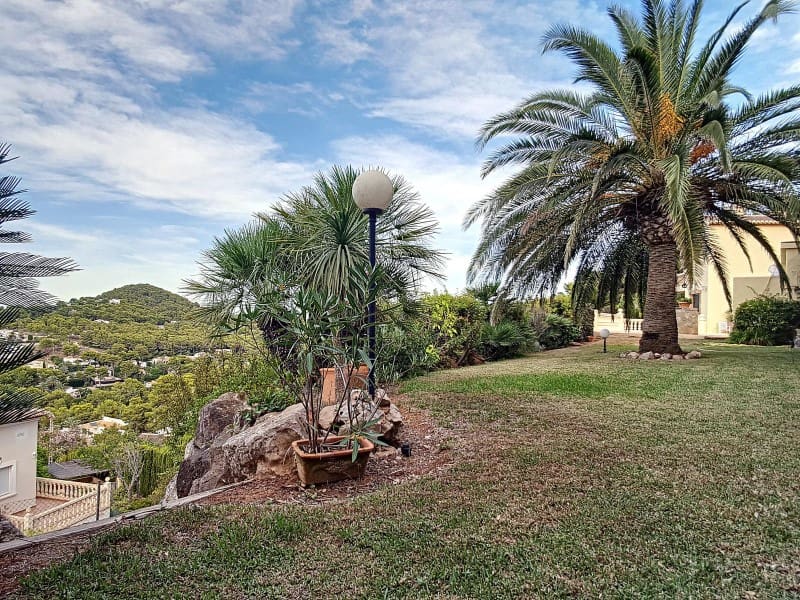 3 bedroom Villa for sale in Javea / Xabia with pool garage - € 1,095,000 (Ref: 7564892)