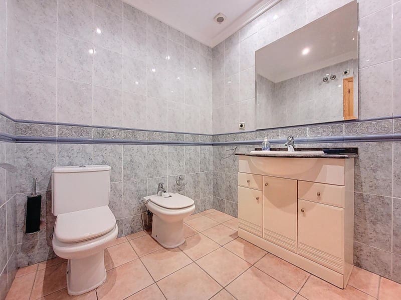 3 slaapkamer Flat te huur in Denia - € 1.150 (Ref: 8874761)