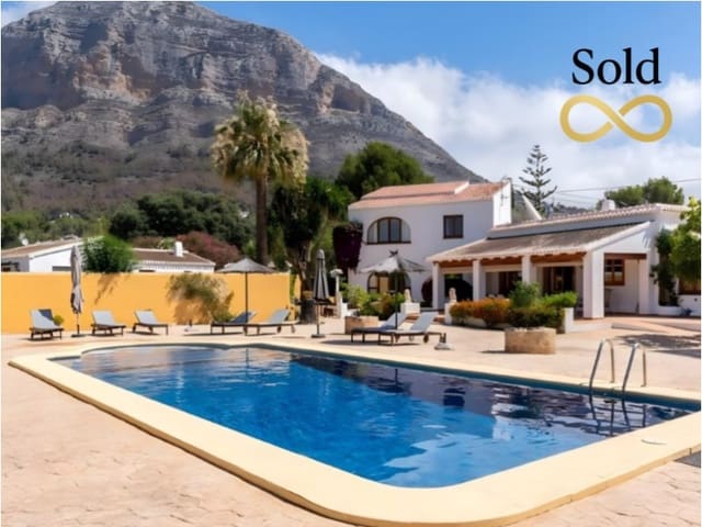 7 camera da letto Villa in vendita in Montgó - Ermita, Javea / Xàbia con piscina - 845.000 € (Rif: 9061053)