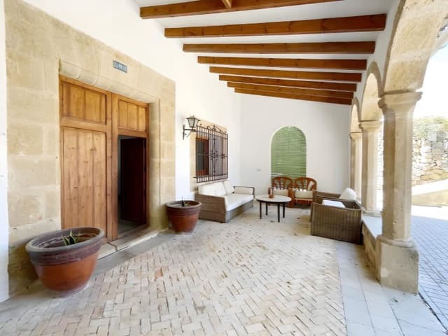 6 bedroom Villa for sale in Partida Tosal - Zona del Castellans, Javea / Xàbia - € 845,000 (Ref: 9085675)