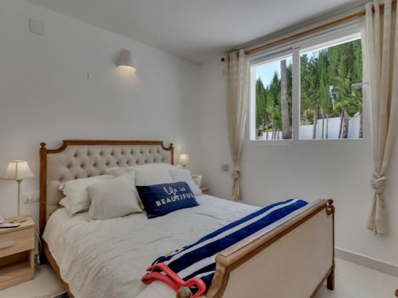 5 sypialnia Willa na sprzedaż w Javea / Xabia z basenem - 895 000 € (Ref: 9095523)