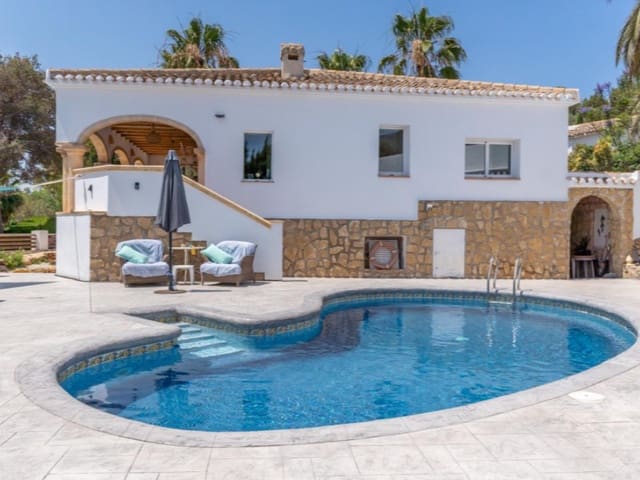 5 sypialnia Willa na sprzedaż w Partides comunes - Adsubia, Javea / Xàbia z basenem - 895 000 € (Ref: 9095523)