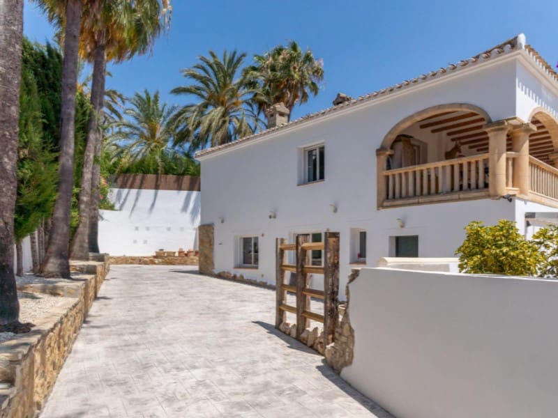 5 sypialnia Willa na sprzedaż w Javea / Xabia z basenem - 895 000 € (Ref: 9095523)