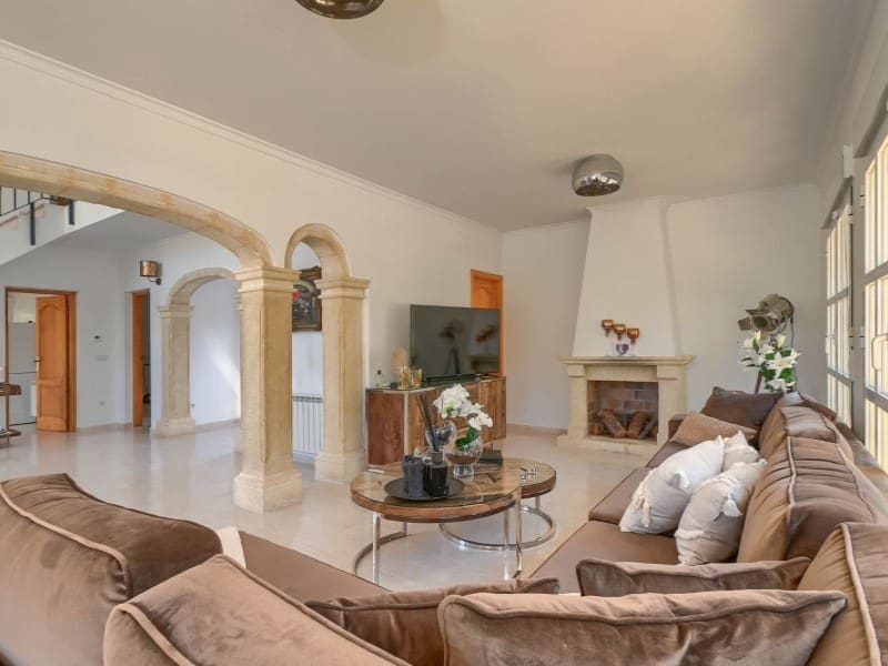 4 bedroom Villa for sale in Javea / Xabia with pool garage - € 1,095,000 (Ref: 9112617)