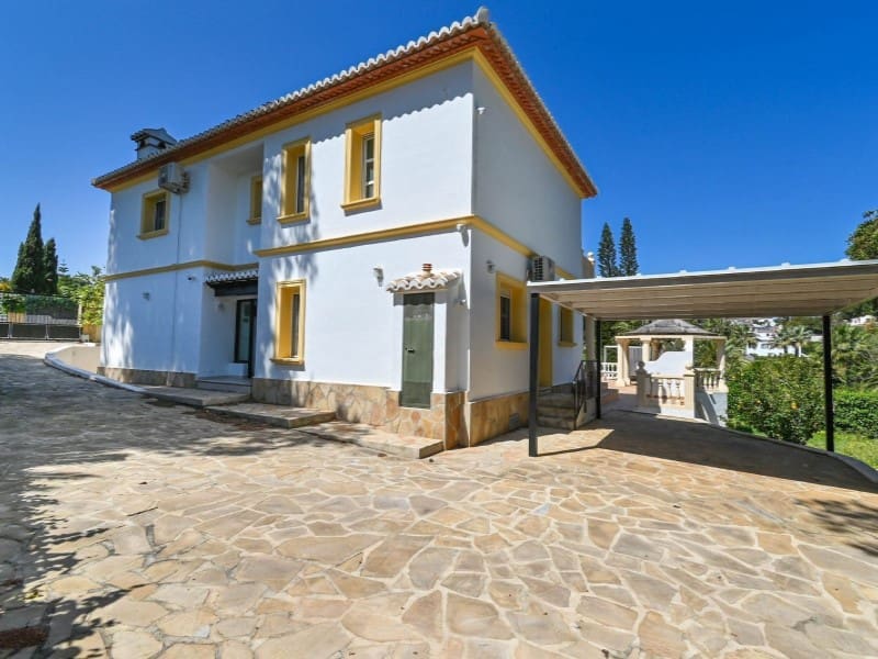 4 bedroom Villa for sale in Javea / Xabia with pool garage - € 1,095,000 (Ref: 9112617)