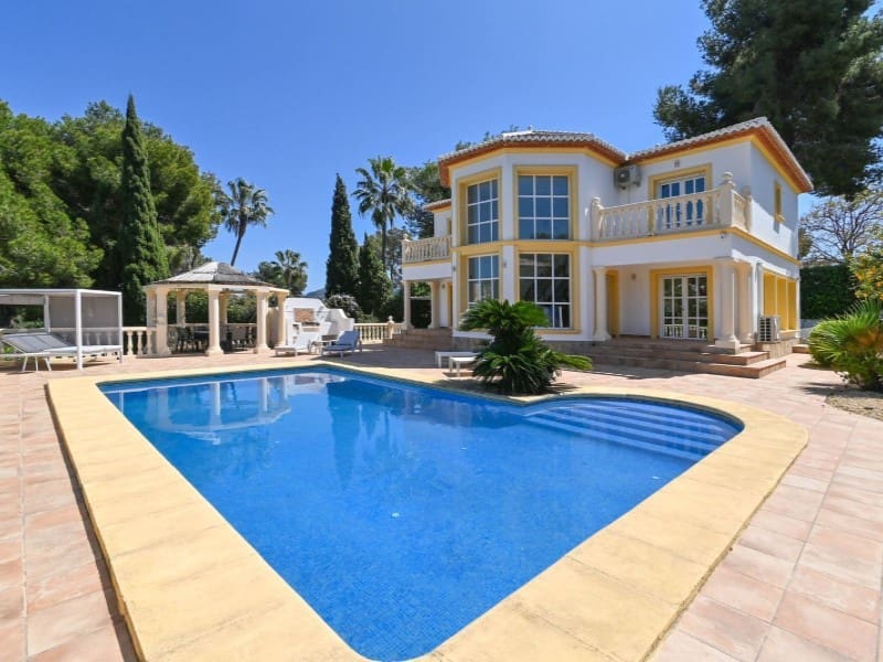 4 bedroom Villa for sale in Javea / Xabia with pool garage - € 1,095,000 (Ref: 9112617)