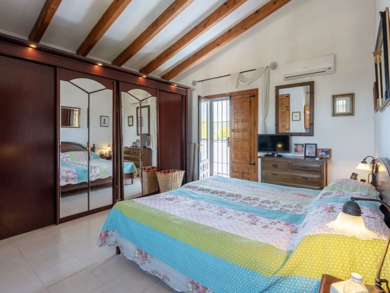 4 bedroom Villa for sale in Javea / Xabia with pool garage - € 749,000 (Ref: 9131938)