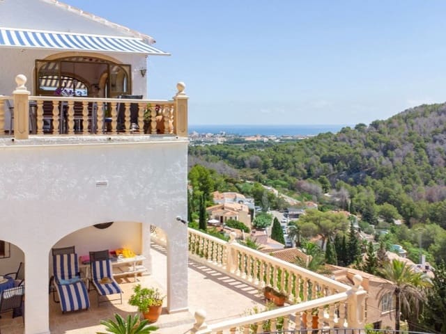 4 bedroom Villa for sale in Partides comunes - Adsubia, Javea / Xàbia with pool garage - € 749,000 (Ref: 9131938)