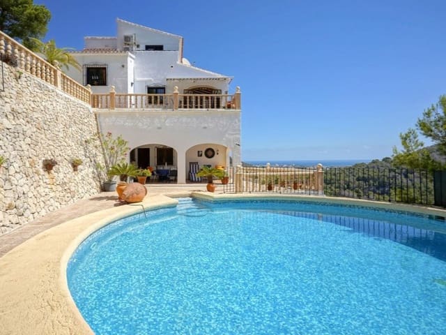 4 bedroom Villa for sale in Partides comunes - Adsubia, Javea / Xàbia with pool garage - € 749,000 (Ref: 9131938)