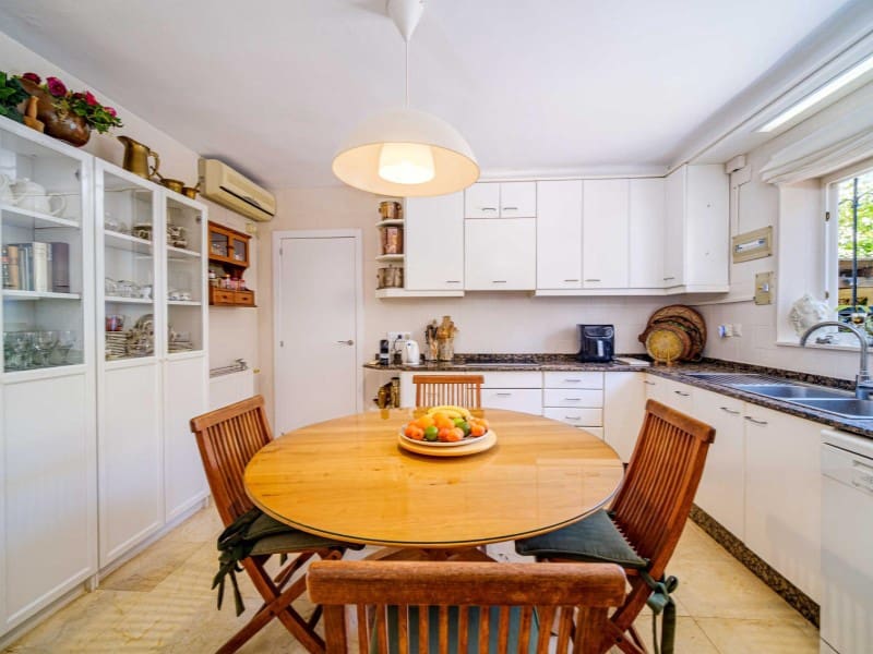 4 soveværelse Villa til salg i Javea / Xabia med swimmingpool garage - € 947.000 (Ref: 9196166)