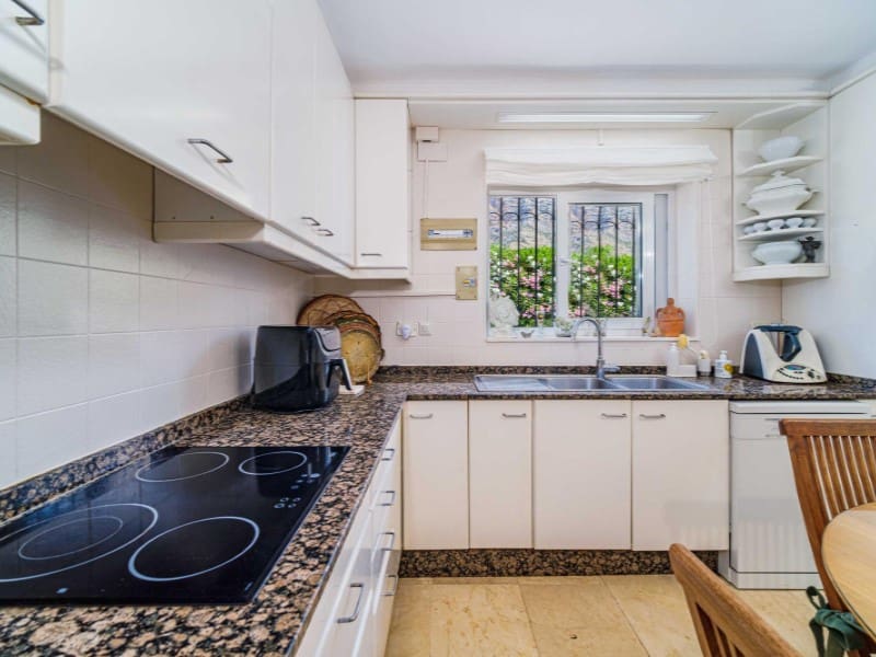 4 soveværelse Villa til salg i Javea / Xabia med swimmingpool garage - € 947.000 (Ref: 9196166)