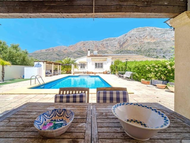 4 bedroom Villa for sale in Montgó - Ermita, Javea / Xàbia with pool garage - € 947,000 (Ref: 9196166)