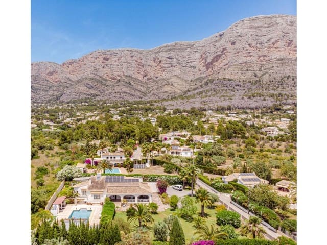 4 bedroom Villa for sale in Montgó - Ermita, Javea / Xàbia with pool garage - € 947,000 (Ref: 9196166)