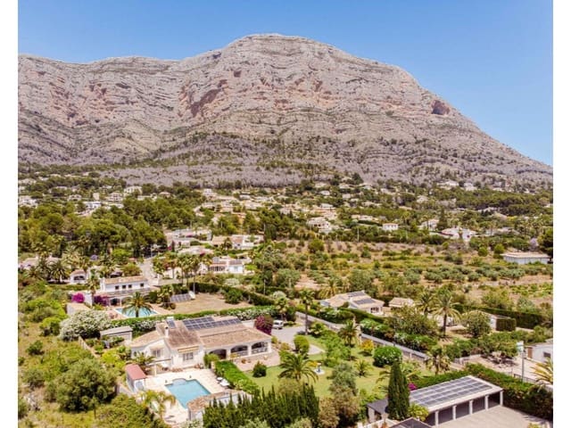 4 bedroom Villa for sale in Montgó - Ermita, Javea / Xàbia with pool garage - € 947,000 (Ref: 9196166)