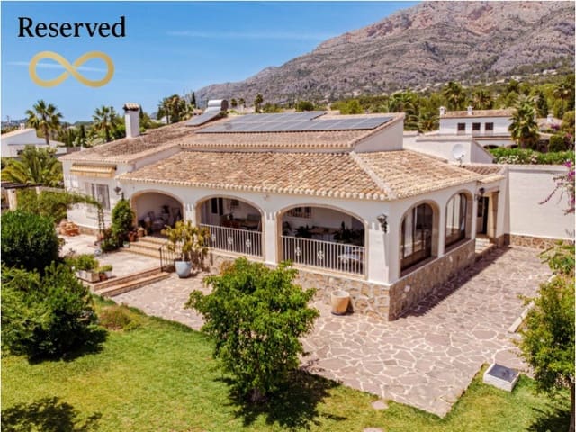 4 bedroom Villa for sale in Montgó - Ermita, Javea / Xàbia with pool garage - € 947,000 (Ref: 9196166)