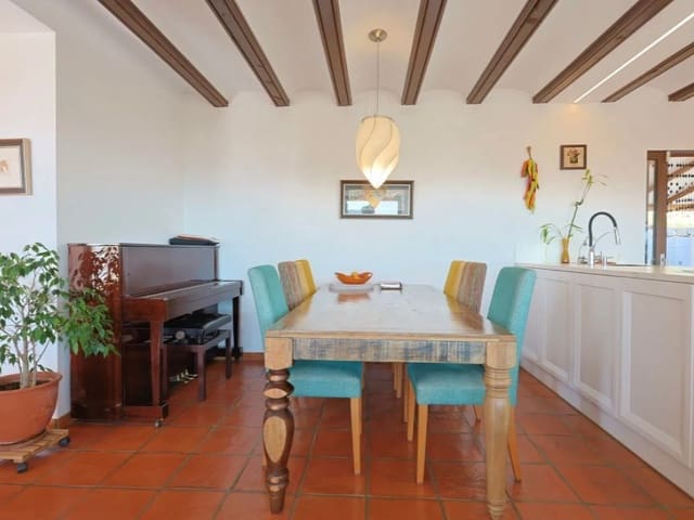 3 slaapkamer Villa te koop in Montgó - Ermita, Javea / Xàbia met zwembad garage - € 845.000 (Ref: 9198552)