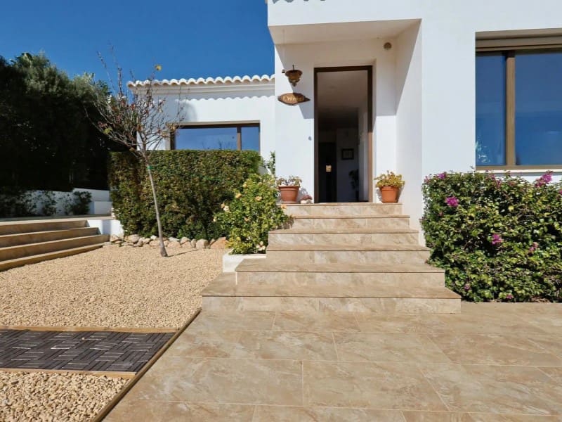 3 slaapkamer Villa te koop in Javea / Xabia met zwembad garage - € 845.000 (Ref: 9198552)