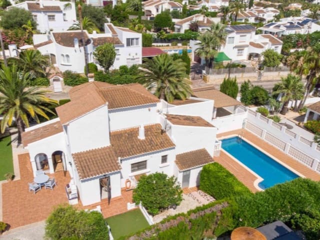 4 quarto Moradia para venda em Cap Martí - El Tossalet - Pinomar, Javea / Xàbia com piscina garagem - 595 000 € (Ref: 9209514)