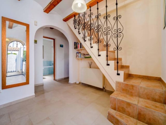 4 quarto Moradia para venda em Cap Martí - El Tossalet - Pinomar, Javea / Xàbia com piscina garagem - 595 000 € (Ref: 9209514)