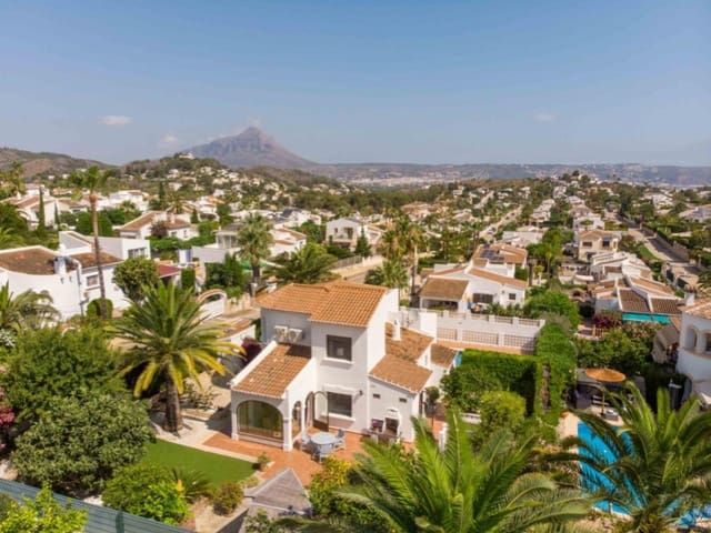 4 quarto Moradia para venda em Cap Martí - El Tossalet - Pinomar, Javea / Xàbia com piscina garagem - 595 000 € (Ref: 9209514)