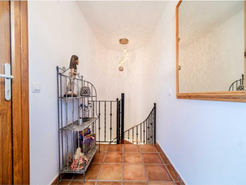 Villa till salu i Javea / Xabia med pool - 795 000 € (Ref: 9209517)