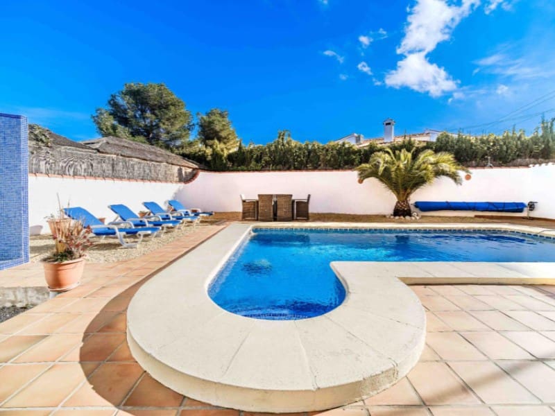 Villa till salu i Javea / Xabia med pool - 795 000 € (Ref: 9209517)