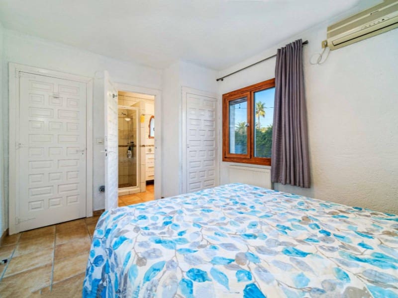 Villa till salu i Javea / Xabia med pool - 795 000 € (Ref: 9209517)