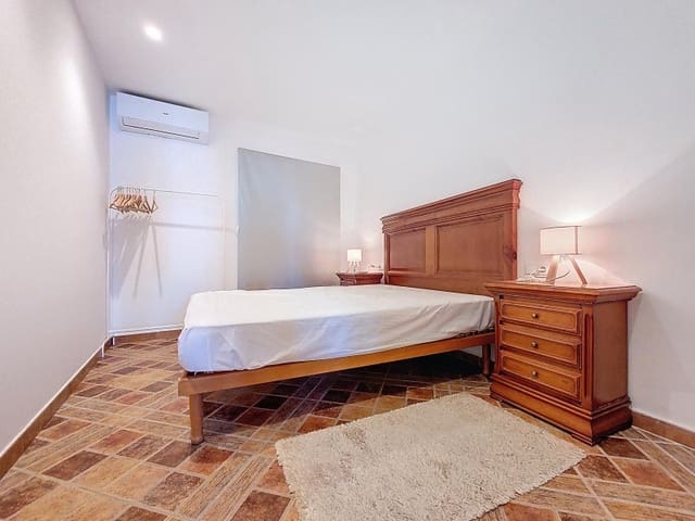 2 soveværelse Lejlighed til leje i El Puerto, Dénia - € 900 (Ref: 9344751)