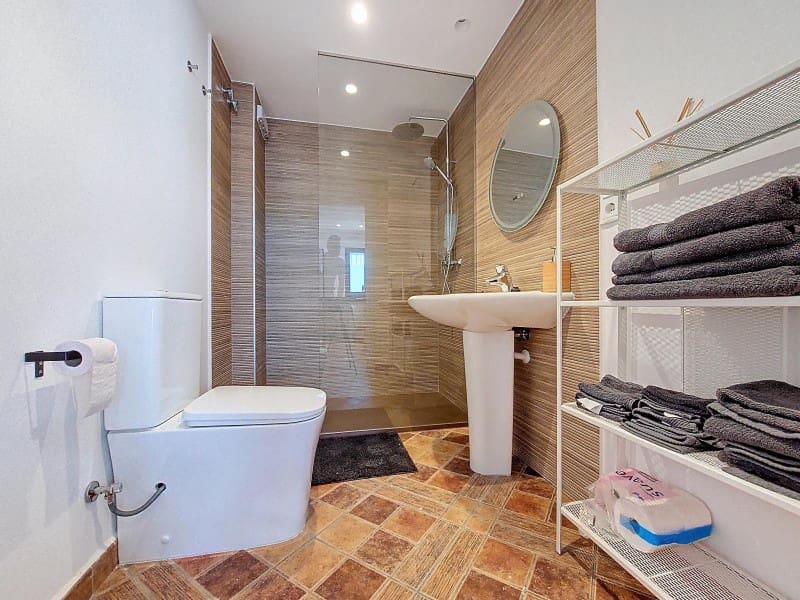 2 soverom Leilighet til leie i Denia - € 900 (Ref: 9344751)