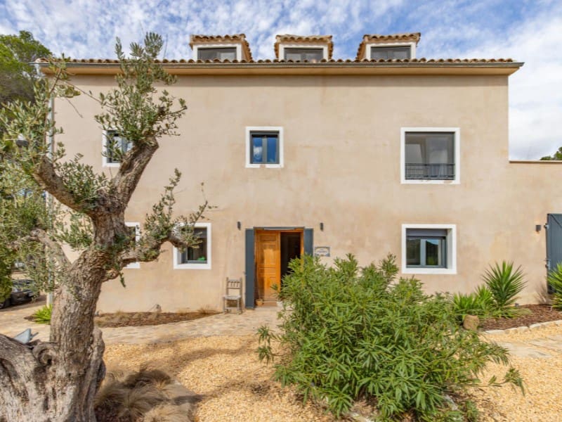 7 bedroom Finca/Country House for sale in La Torre de les Macanes with pool garage - € 1,550,000 (Ref: 9390845)