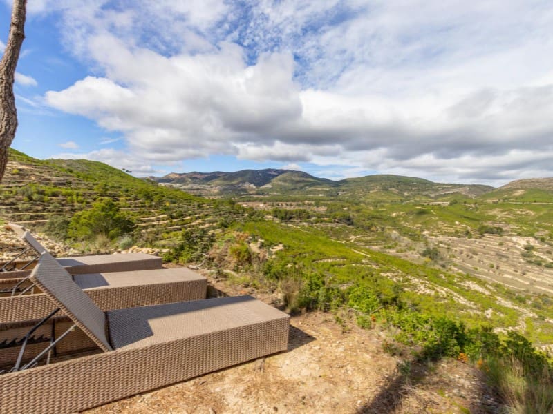 7 bedroom Finca/Country House for sale in La Torre de les Macanes with pool garage - € 1,550,000 (Ref: 9390845)