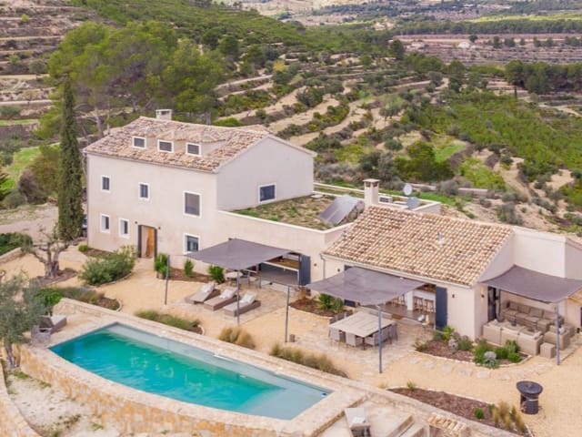 7 bedroom Finca/Country House for sale in La Torre de les Maçanes, Torremanzanas with pool garage - € 1,550,000 (Ref: 9390845)