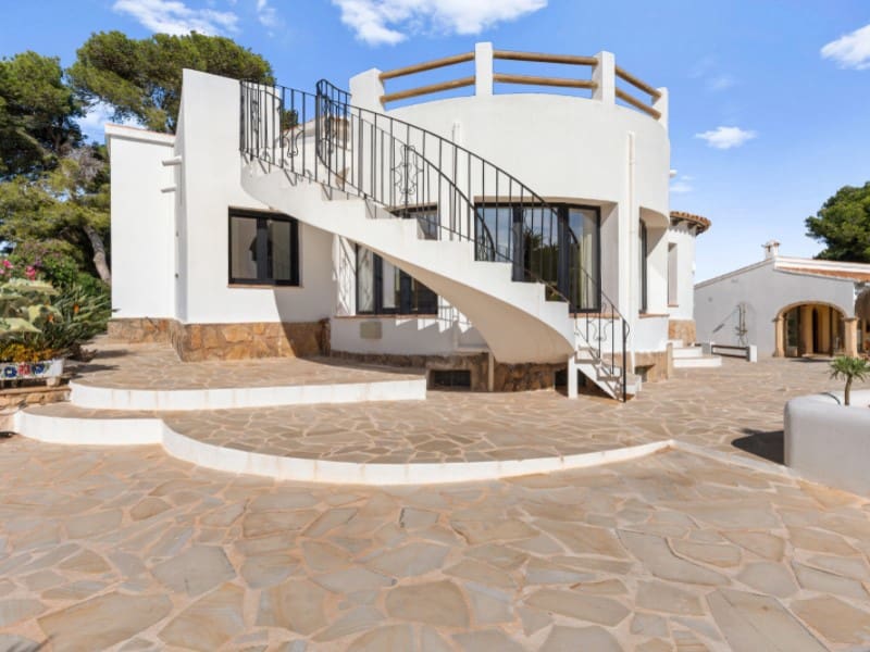 4 slaapkamer Villa te koop in Javea / Xabia met zwembad garage - € 1.595.000 (Ref: 9416230)