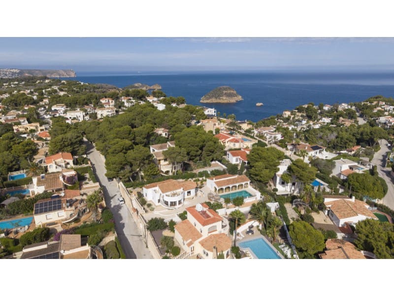 4 slaapkamer Villa te koop in Javea / Xabia met zwembad garage - € 1.595.000 (Ref: 9416230)