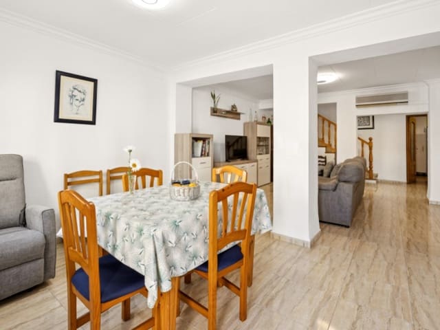 4 sypialnia Dom na sprzedaż w El Puerto, Dénia - 520 000 € (Ref: 9427472)