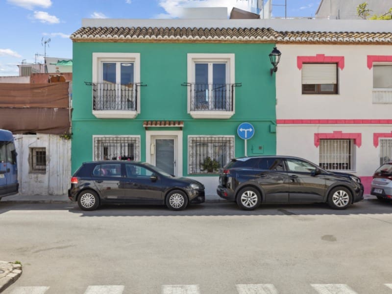 4 sypialnia Dom na sprzedaż w Denia - 520 000 € (Ref: 9427472)