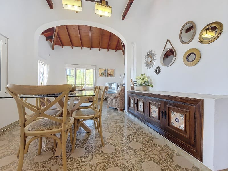 4 Zimmer Villa zu vermieten in Javea / Xabia mit Pool Garage - 2.200 € (Ref: 9452781)