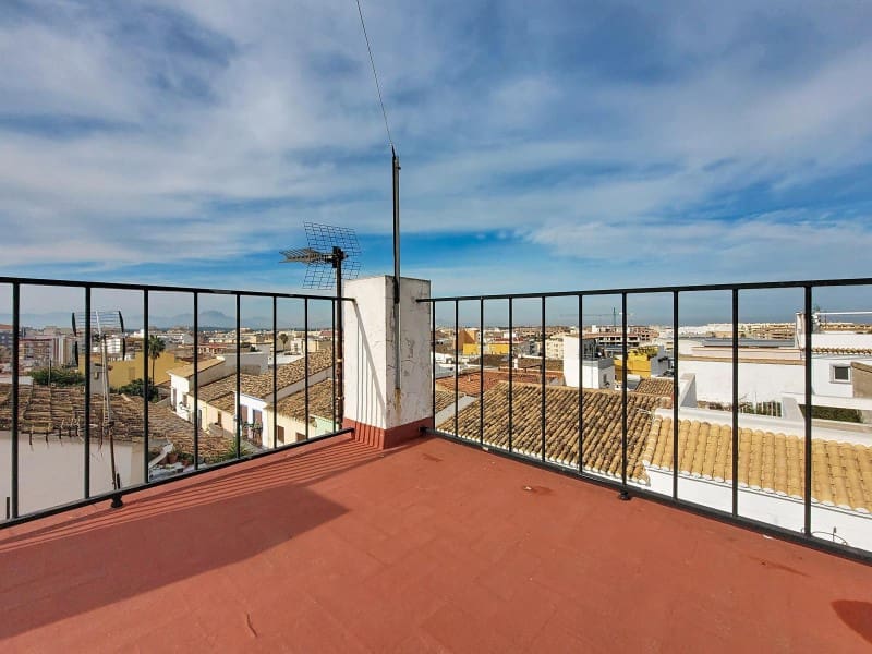 4 makuuhuone Omakotitalo myytävänä paikassa Denia - 287 000 € (Ref: 9596110)