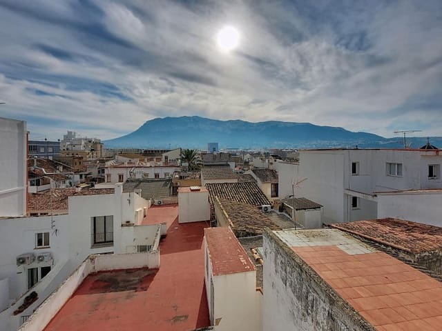 4 Zimmer Haus zu verkaufen in Centro Urbano, Dénia - 287.000 € (Ref: 9596110)