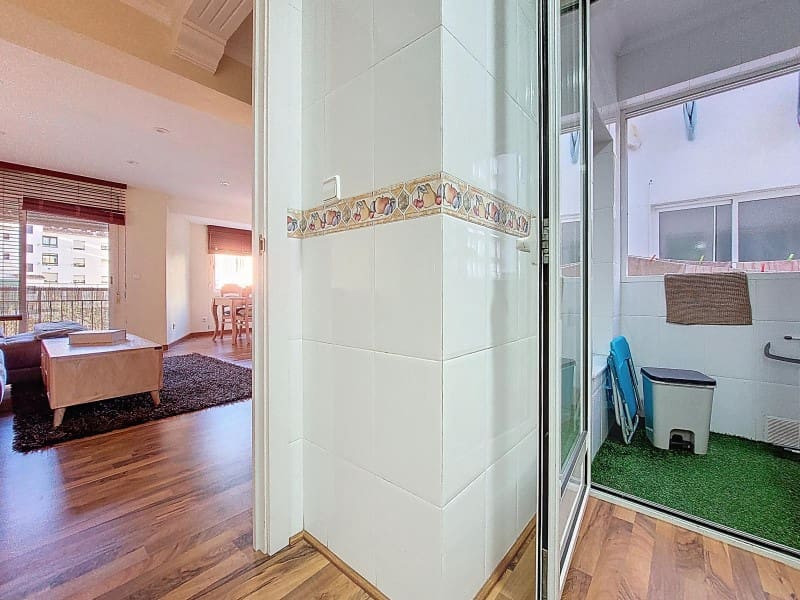 3 sovrum Lägenhet att hyra i Denia - 1 200 € (Ref: 9637312)