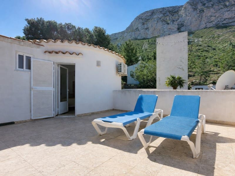 5 bedroom Villa for sale in Denia with pool garage - € 550,000 (Ref: 9772851)