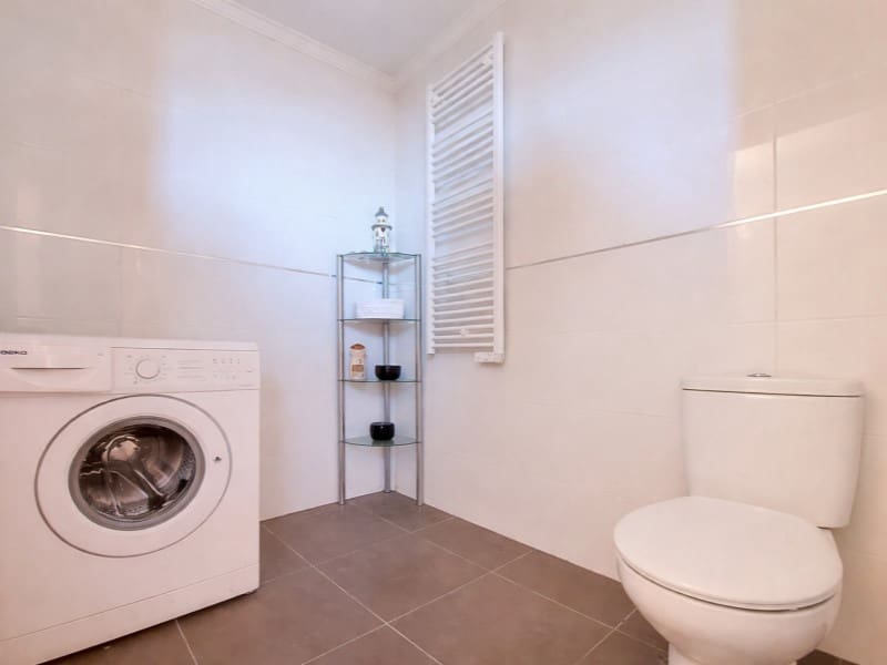 5 bedroom Villa for sale in Denia with pool garage - € 550,000 (Ref: 9772851)