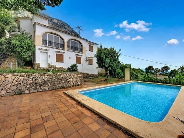 5 quarto Moradia para venda em El Montgó, Dénia com piscina garagem - 550 000 € (Ref: 9772851)