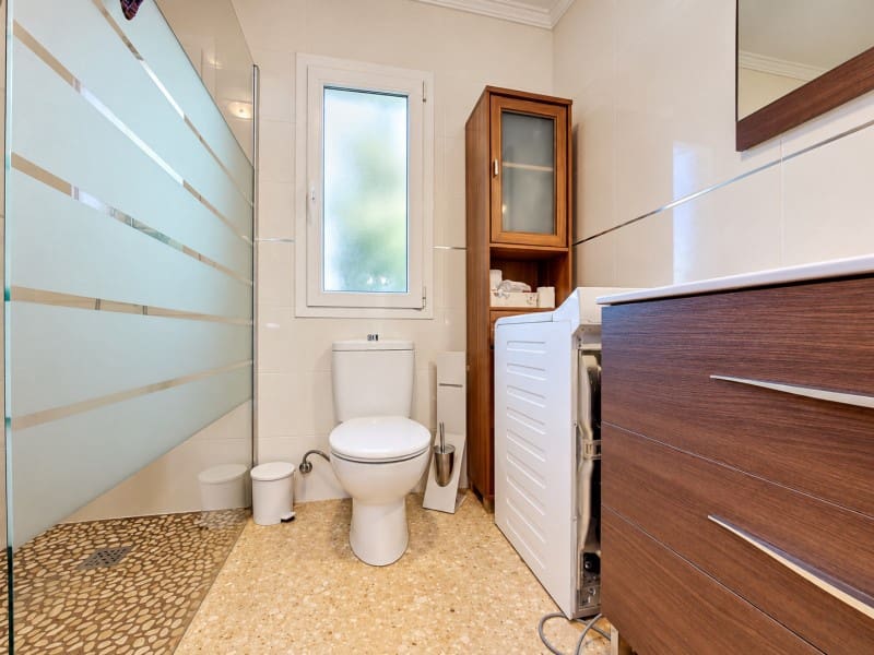 5 sypialnia Willa na sprzedaż w Denia z basenem garażem - 550 000 € (Ref: 9772851)