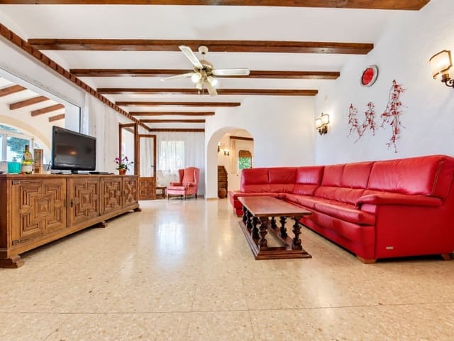 5 camera da letto Villa in vendita in El Montgó, Dénia con piscina garage - 550.000 € (Rif: 9772851)