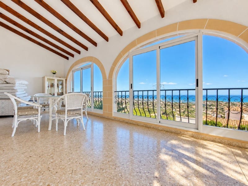 5 sypialnia Willa na sprzedaż w Denia z basenem garażem - 550 000 € (Ref: 9772851)