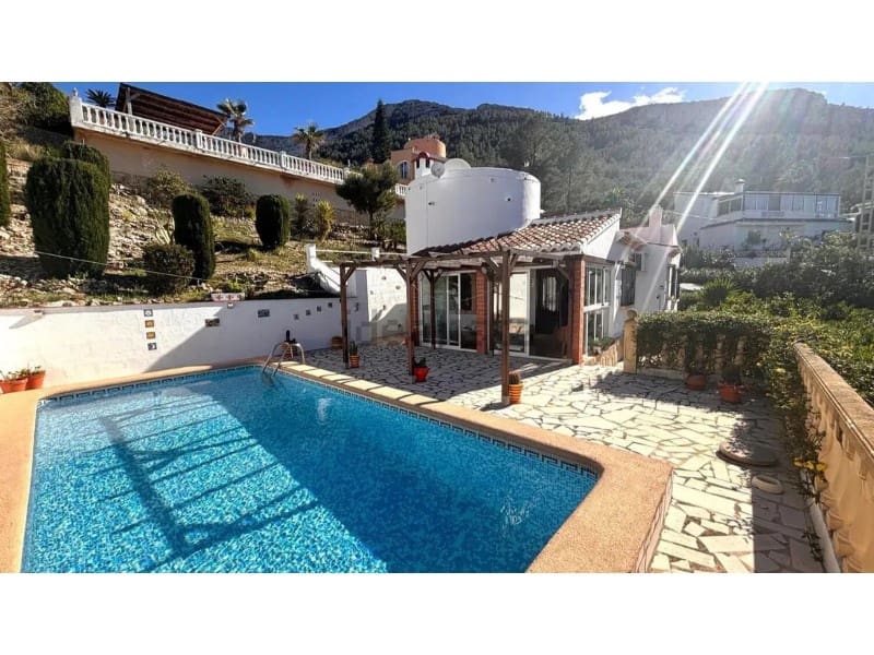 2 Zimmer Villa zu verkaufen in Denia mit Pool - 425.000 € (Ref: 9826589)