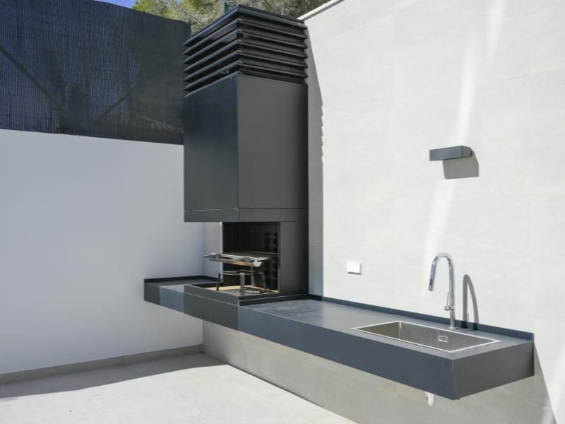 4 bedroom Villa for sale in Altea la Vella with garage - € 2,250,000 (Ref: 9831097)